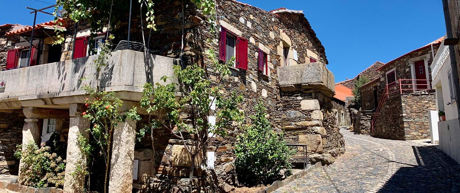 Historical Villages & the Douro Valley